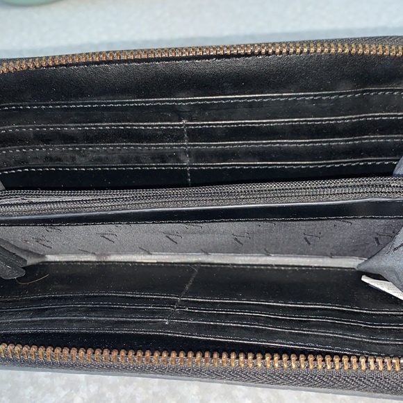 Simply Vera Vera Wang Zip Around Wallet - Picture 7 of 10